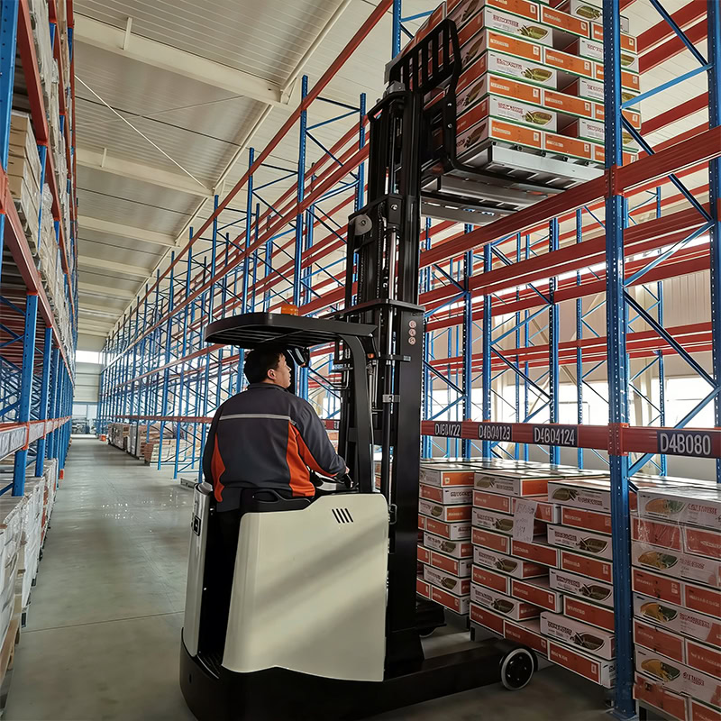 1.5–2.5 Ton Stand-Up Electric Reach Truck — rack and mast requirements