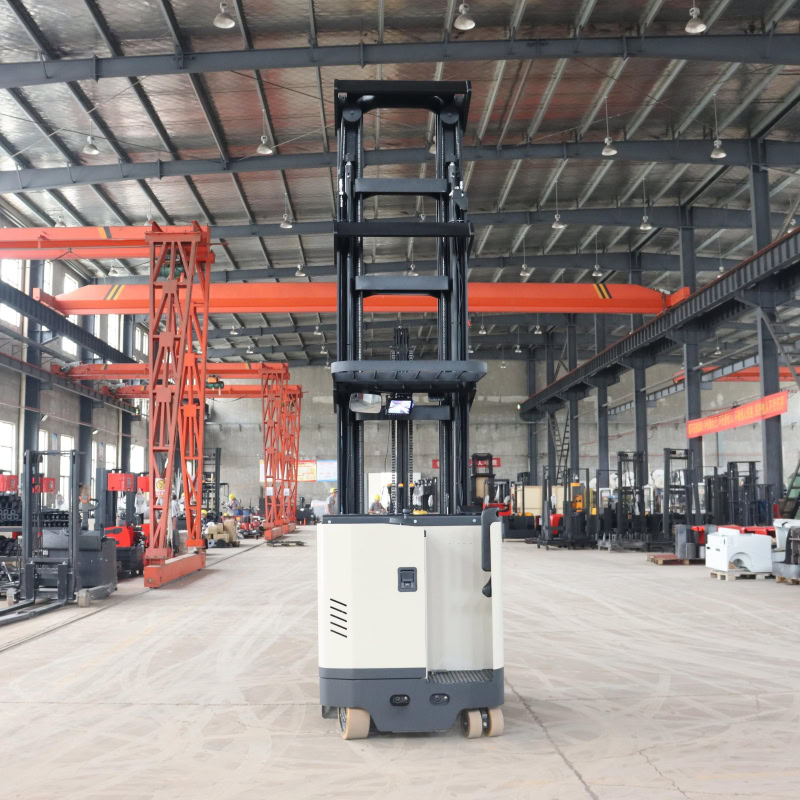 Carrello retrattile a doppia profondità con operatore in piedi da 1.6 tonnellate — panoramica della configurazione