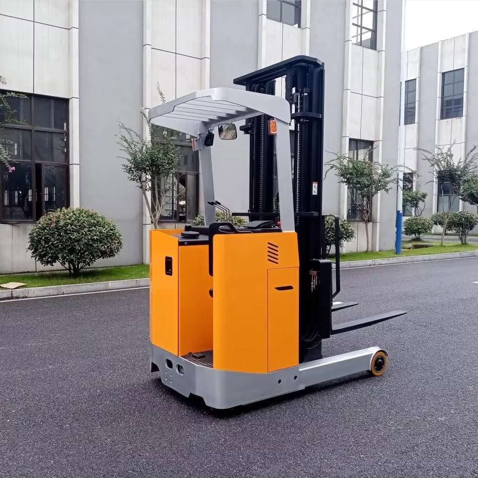 1.5–2.5 Ton Stand-Up Electric Reach Truck — handling details