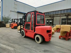 Carretilla diésel de 3.5 toneladas, referencia trasera de cabina