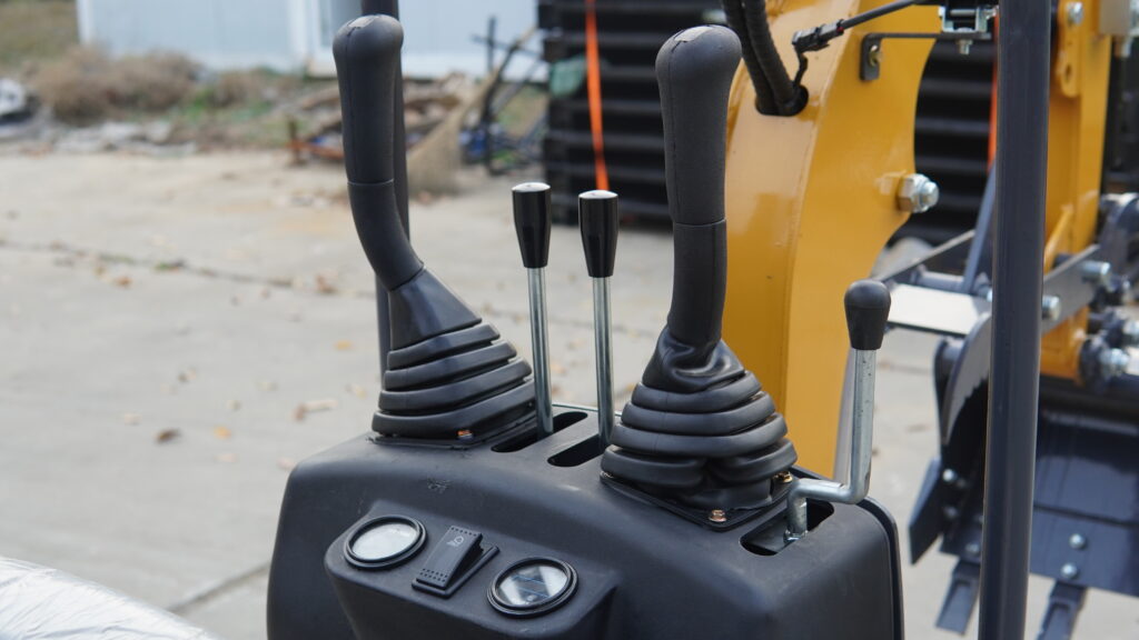 HT-10 — Mechanical Controls