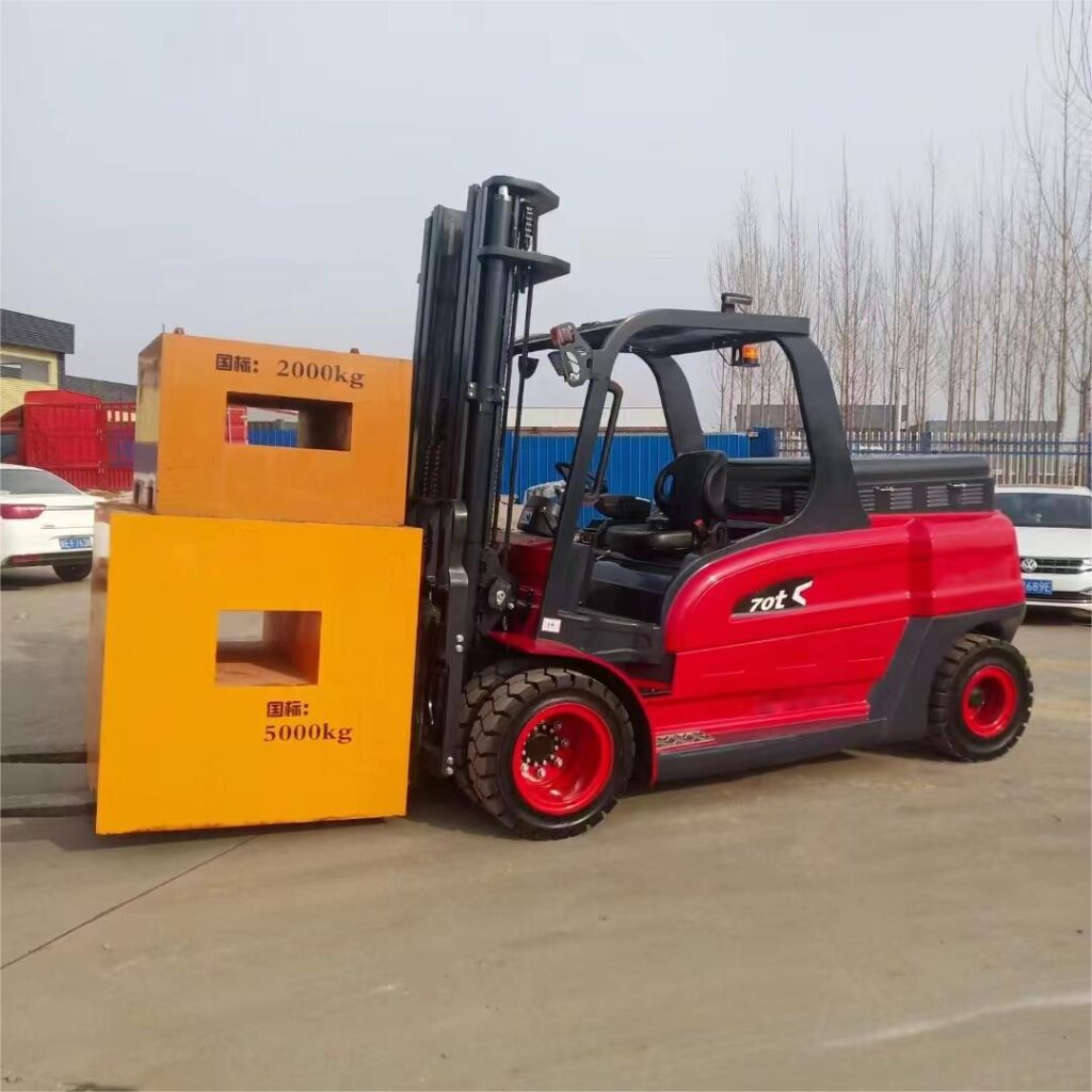 Carretilla elevadora eléctrica de 7 toneladas ejemplo de configuración de mástil — equipamiento cotizado por confirmar