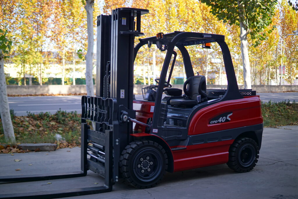 4 Ton Electric Forklift mast configuration example — quoted equipment to be confirmed