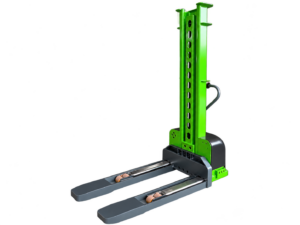 Full-electric self-loading stacker three-quarter view with forks facing left